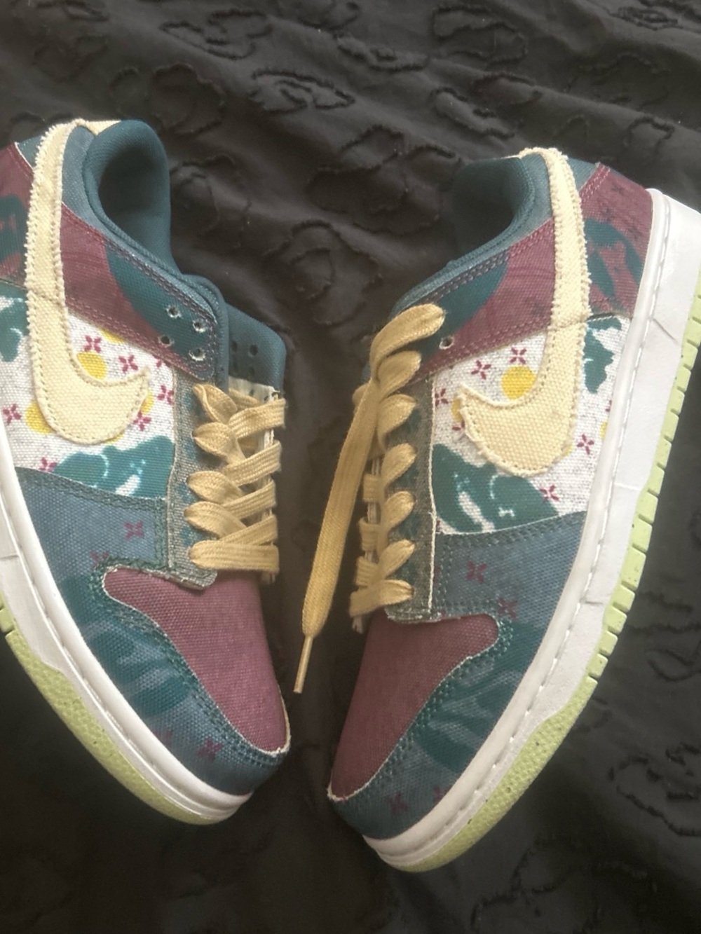 Nike Women's dunk low 8 Floral Pattern Sneakers - Teal, Burgundy, Yellow